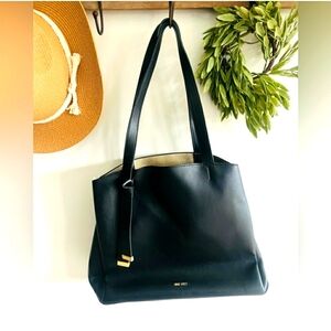 Nine West Black Purse - EUC #123